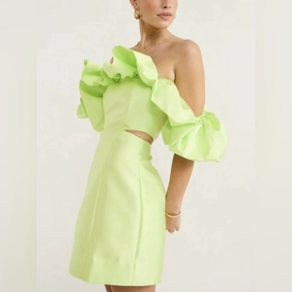 Alemais Suzi Off Shoulder Mini Dress Size 2 inChartreuse